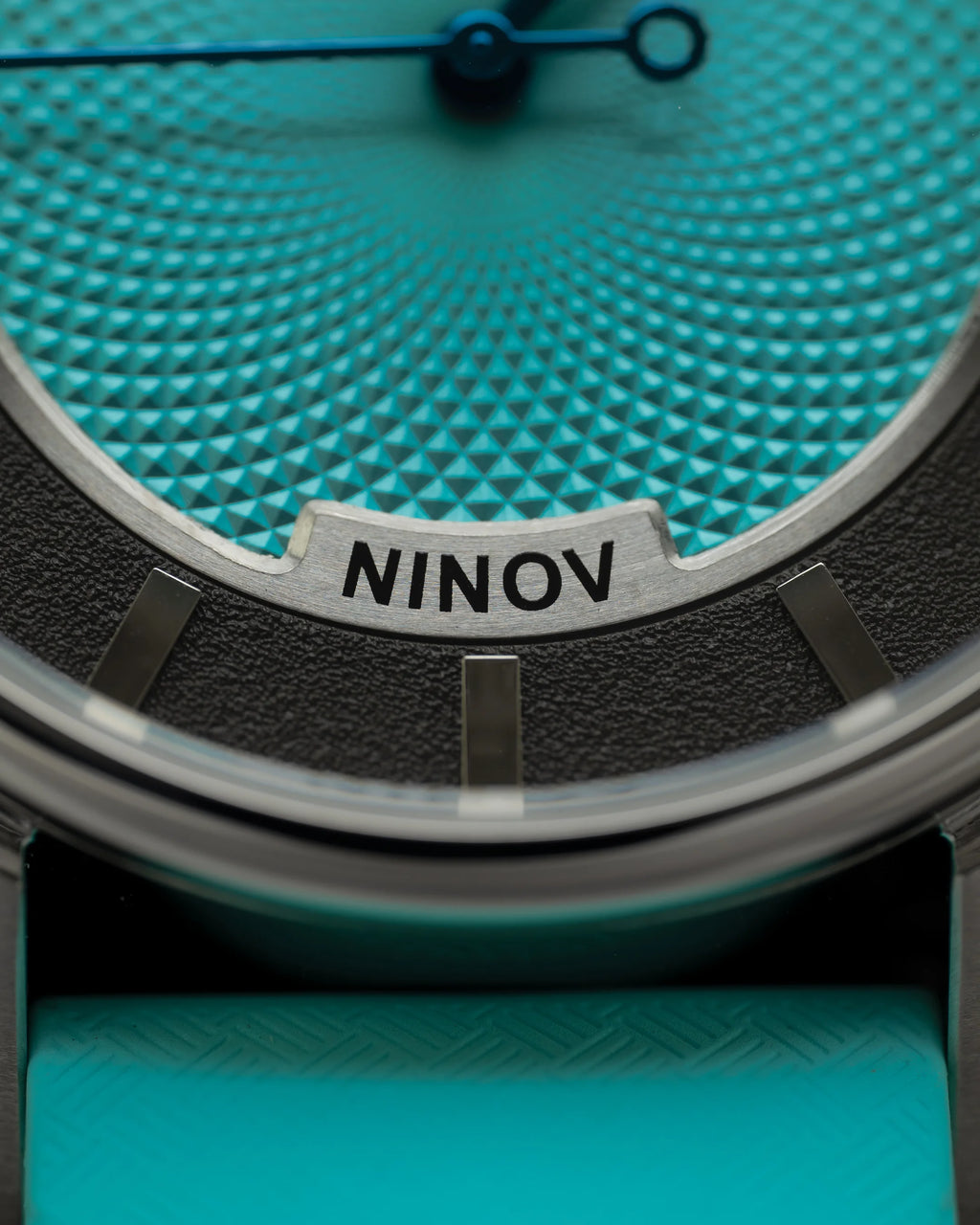 Ninov NV01 Light Blue