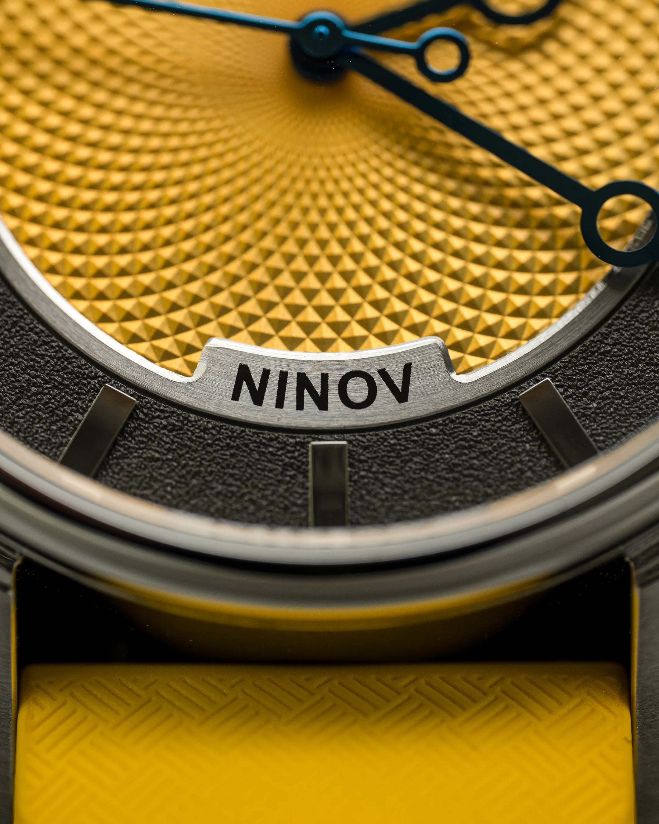 Ninov NV01 Yellow