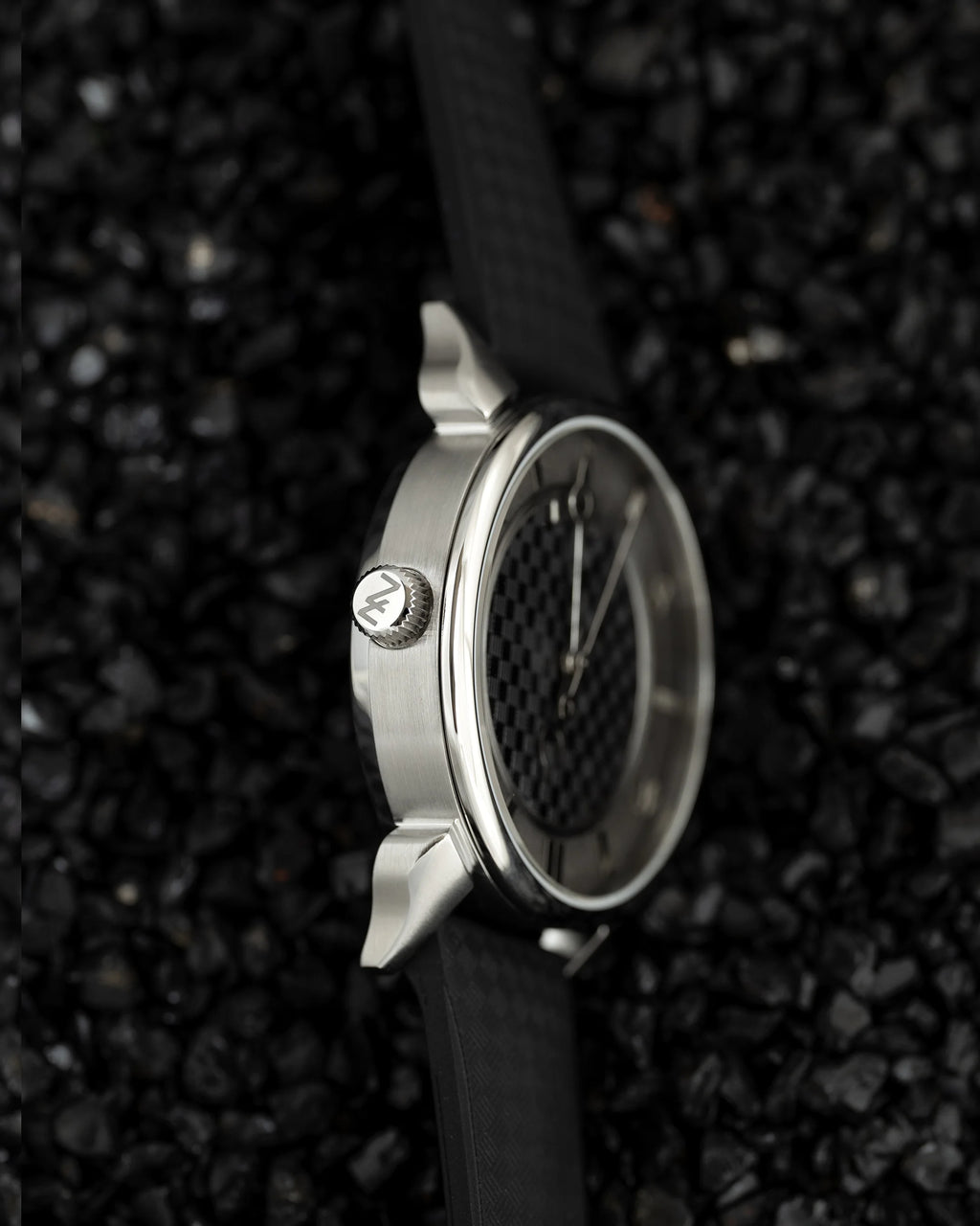 Ninov NV02 Black