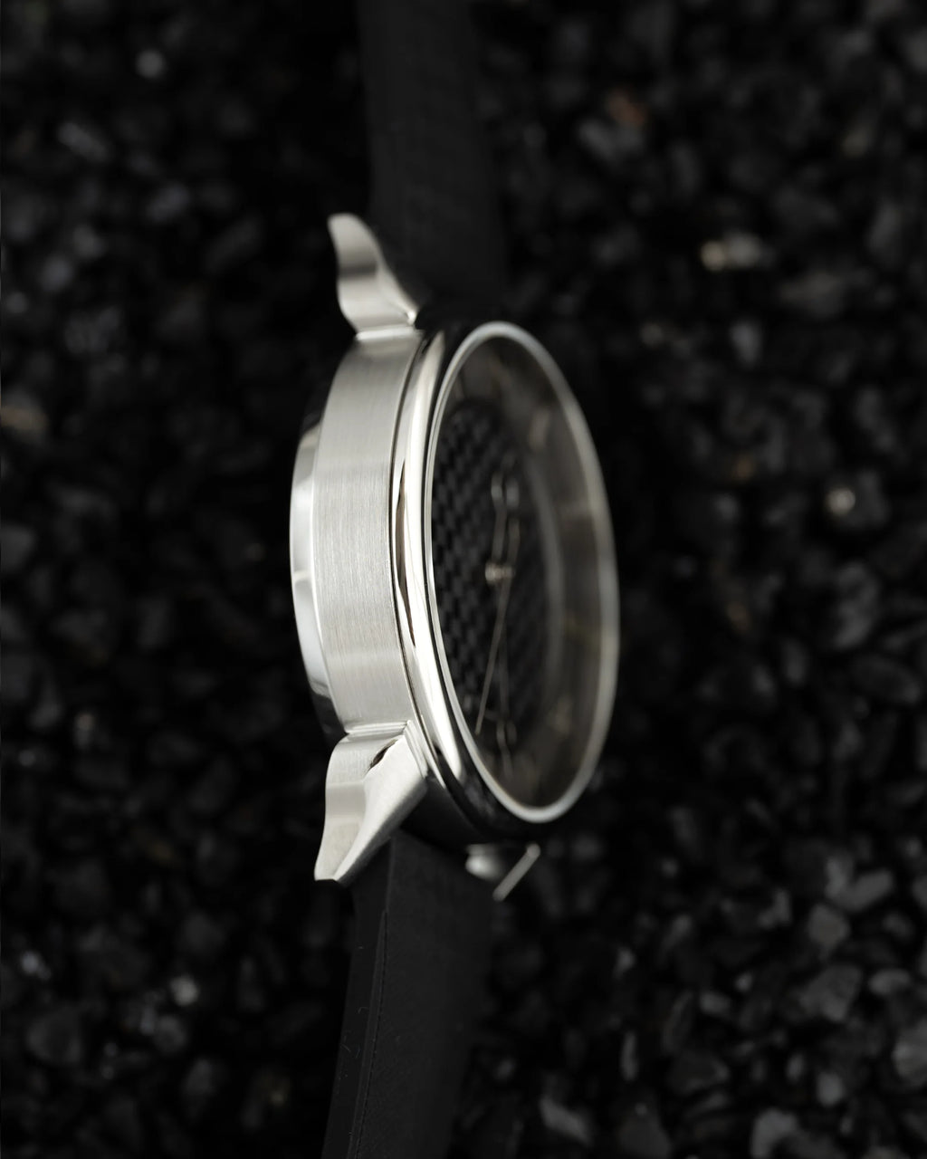 Ninov NV02 Black
