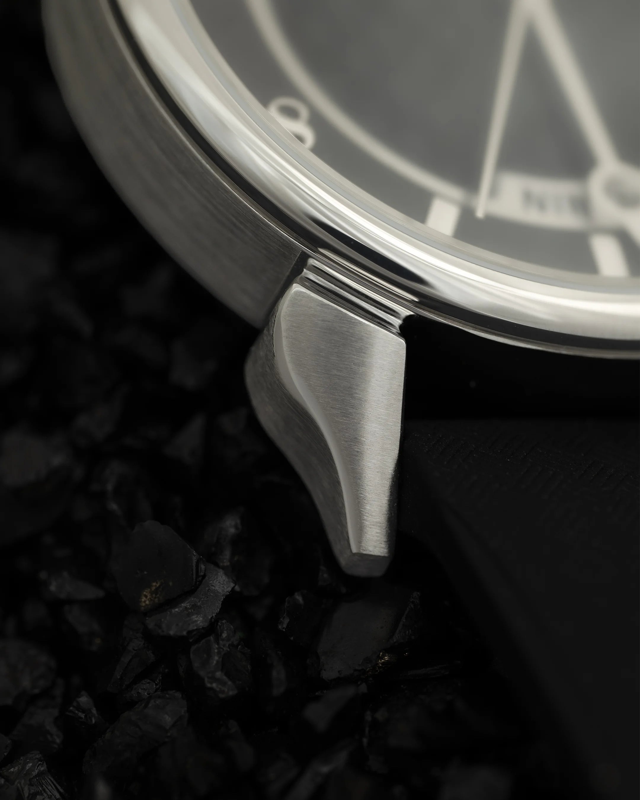 Ninov NV02 Black