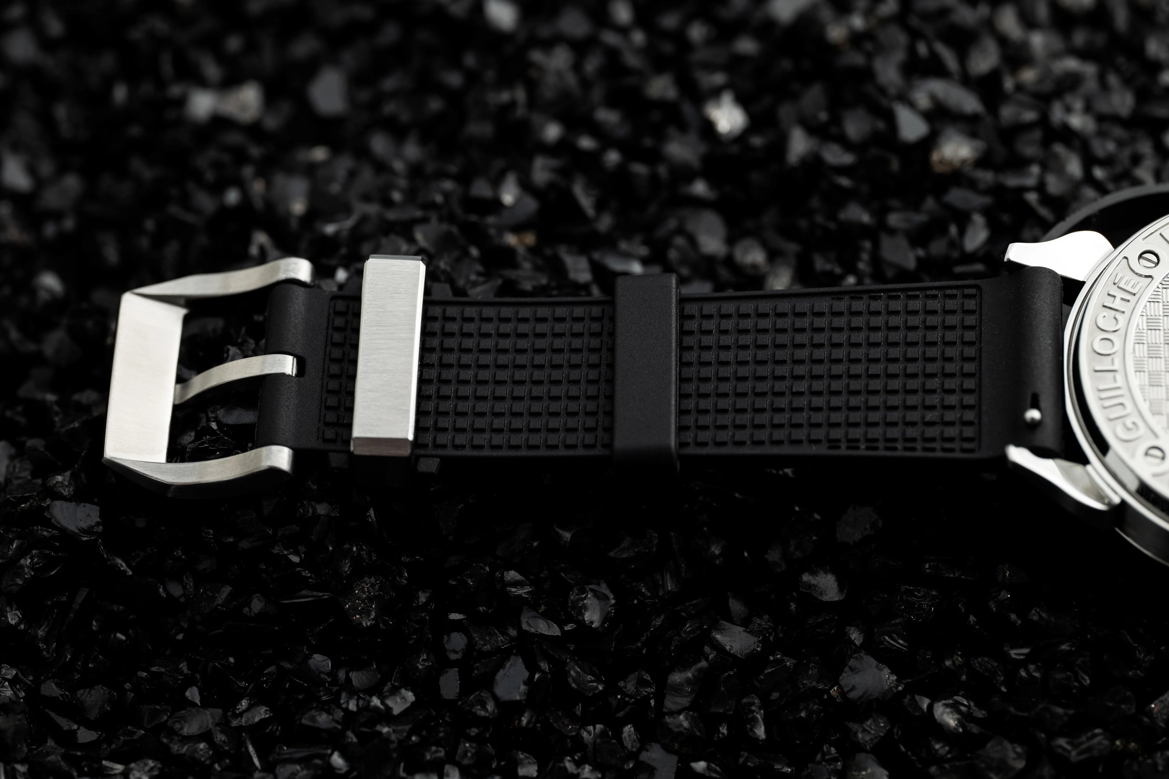 Ninov NV02 Black