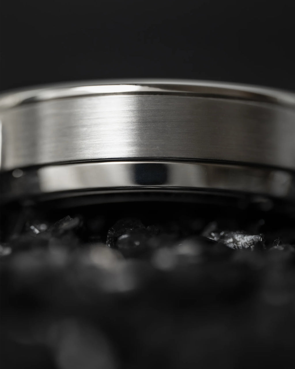 Ninov NV02 Black