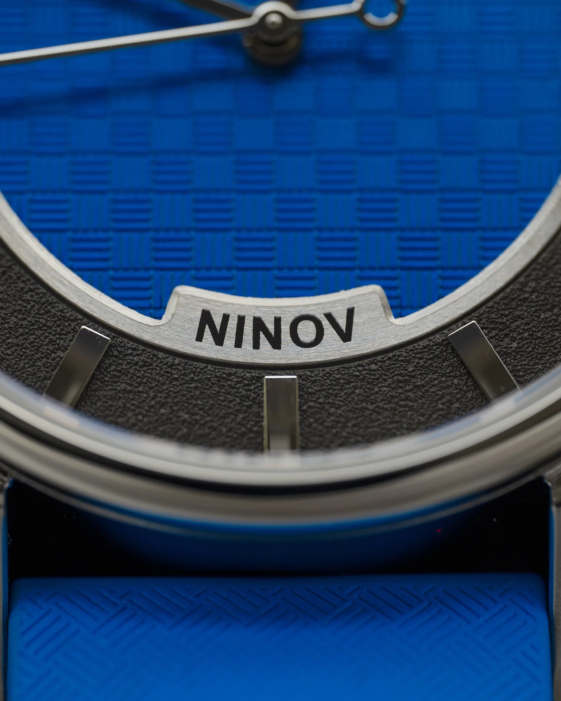 Ninov NV02 Blue