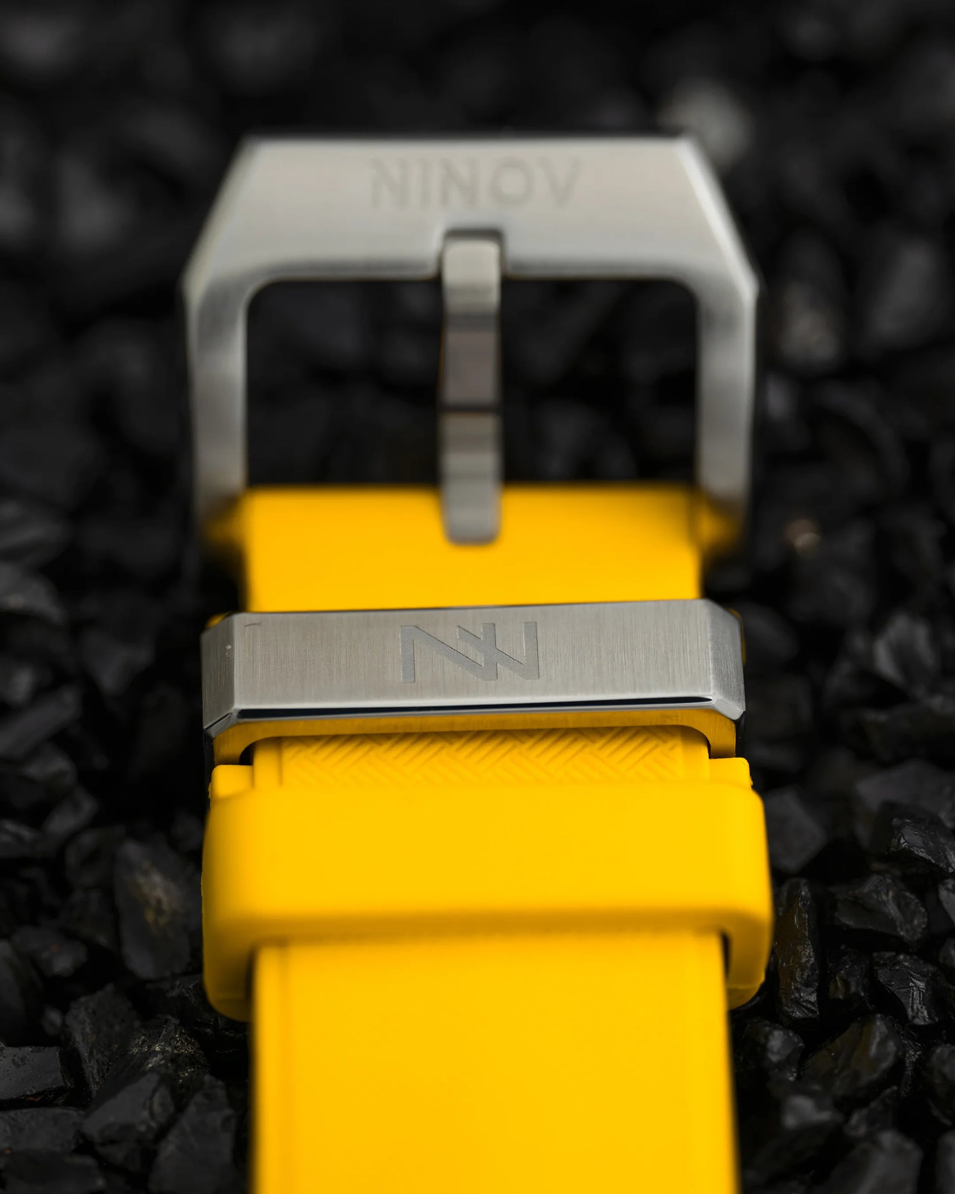 Ninov NV02 Yellow
